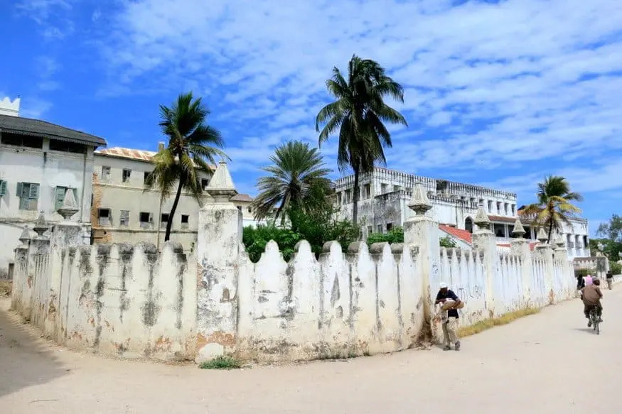 13 Days Safari Zanzibar